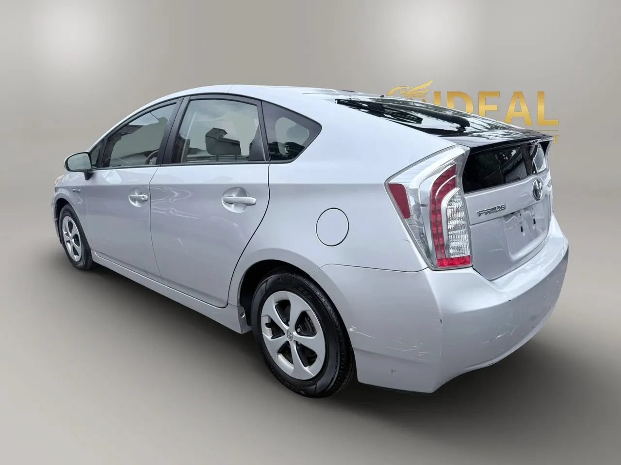 Used 2015 Toyota Prius Three w/ Solar Roof Package FWD image 4