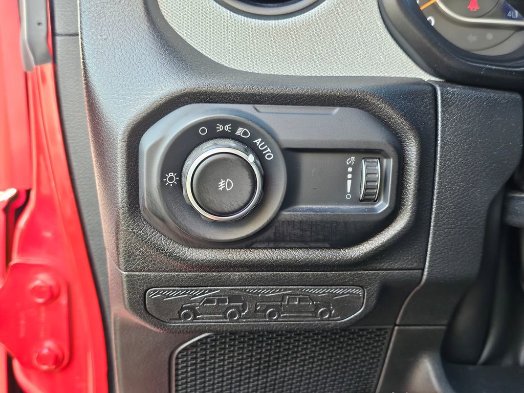 Used 2024 Jeep Wrangler Sport S image 15