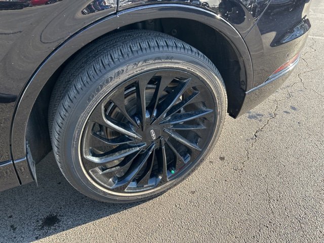 Used 2023 Lincoln Aviator Black Label w/ Jet Package image 18