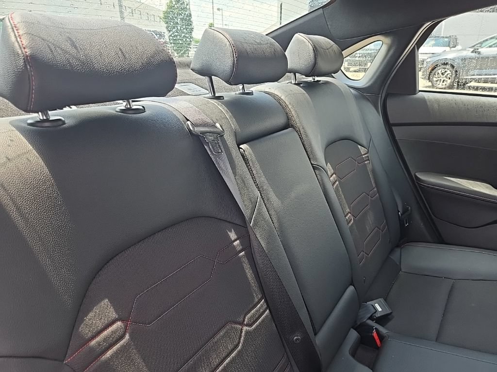 Certified 2022 Kia Forte GT w/ GT Technology Package FWD image 32