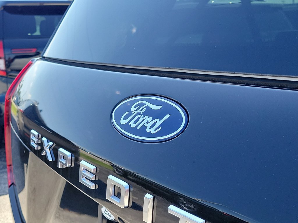 New 2026 Ford Expedition Max Active RWD image 12