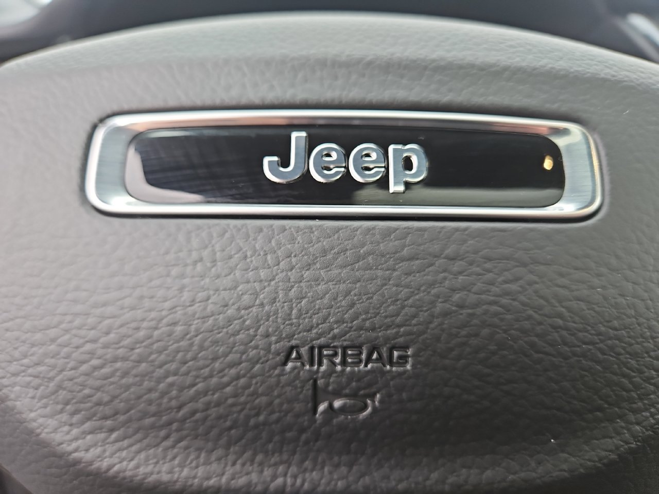 New 2026 Jeep Grand Cherokee Altitude AWD/4WD image 22