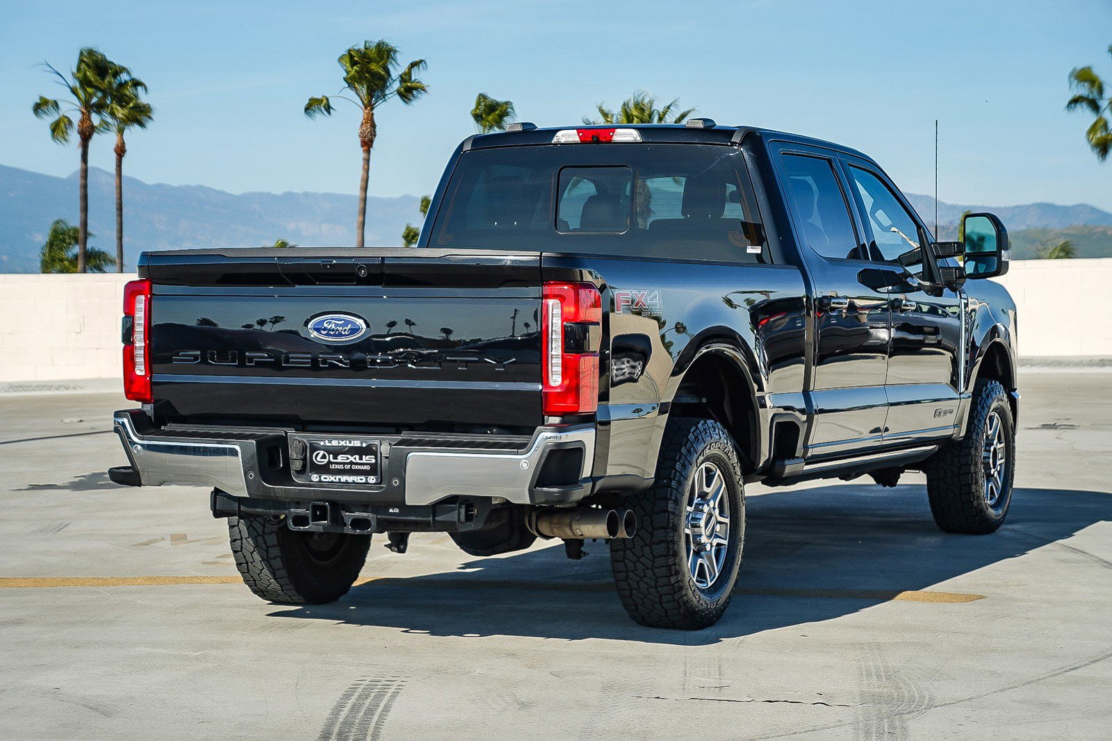 Used 2023 Ford F250 Lariat w/ Lariat Ultimate Package image 7