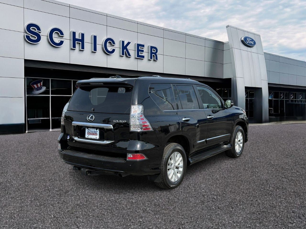 Used 2016 Lexus GX 460 w/ Premium Package AWD/4WD image 2