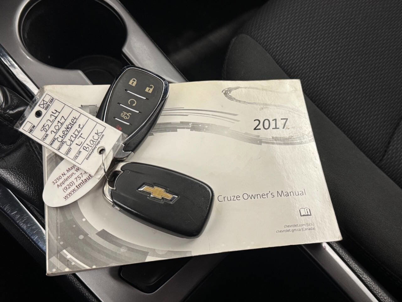Used 2017 Chevrolet Cruze LT w/ Convenience Package image 39