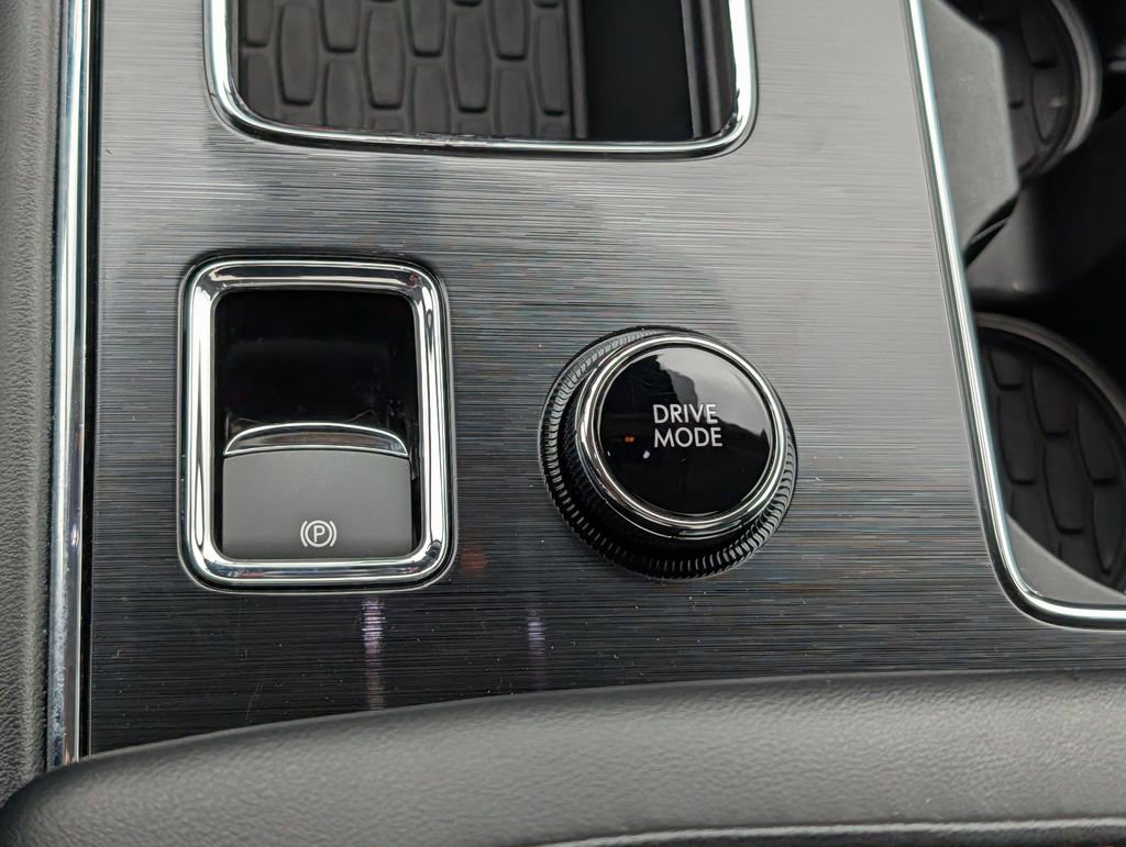 Used 2021 Lincoln Aviator Grand Touring w/ Equipment Group 302A image 26