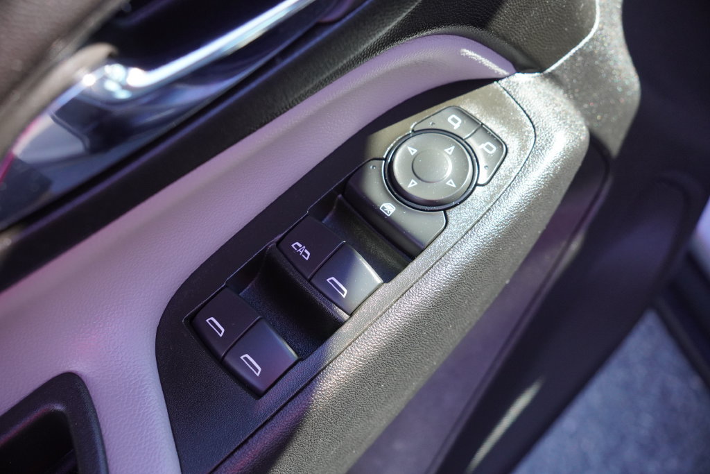 Used 2024 Chevrolet Equinox LS FWD image 18