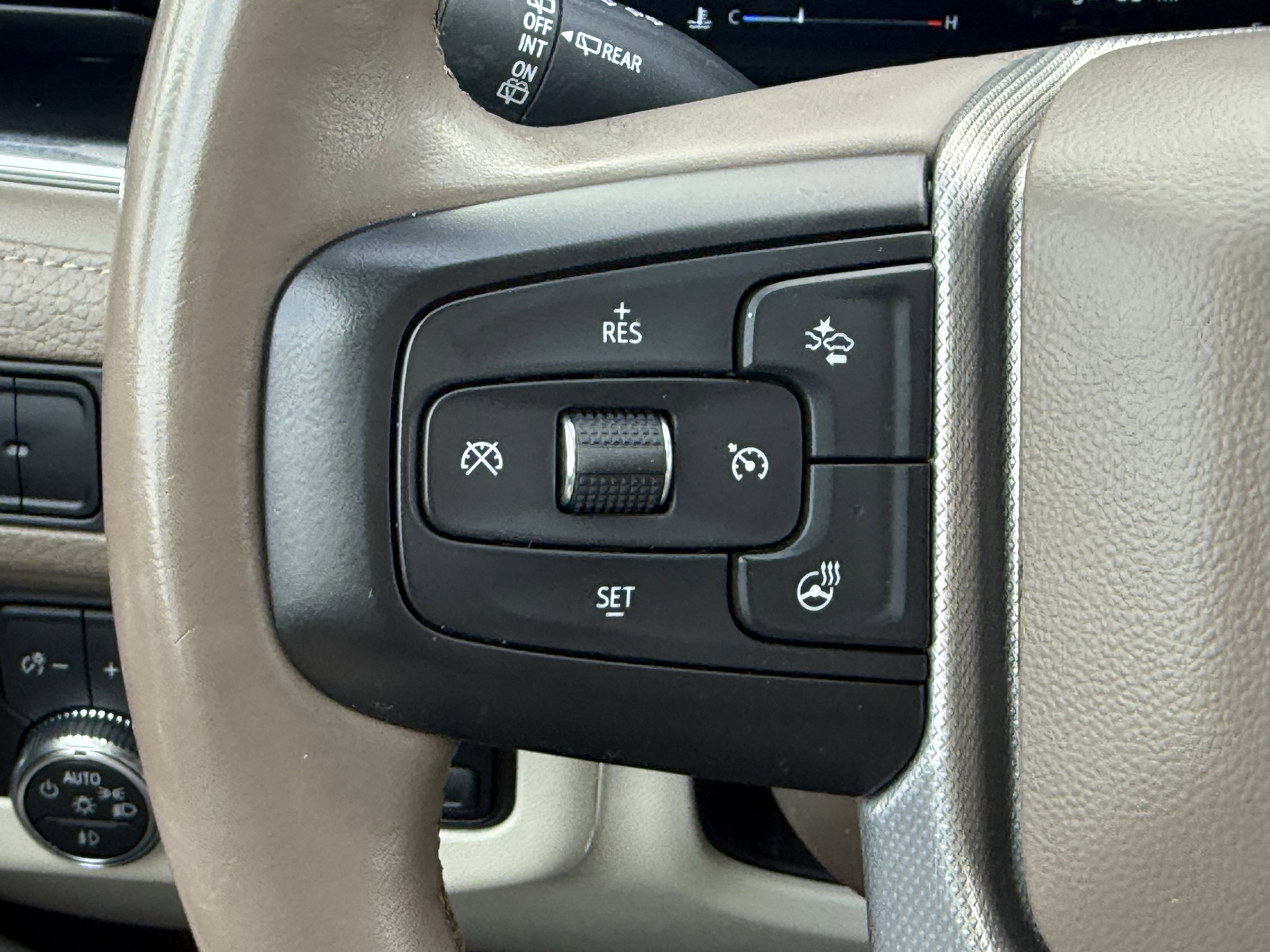 Used 2023 GMC Yukon Denali w/ Max Trailering Package image 16