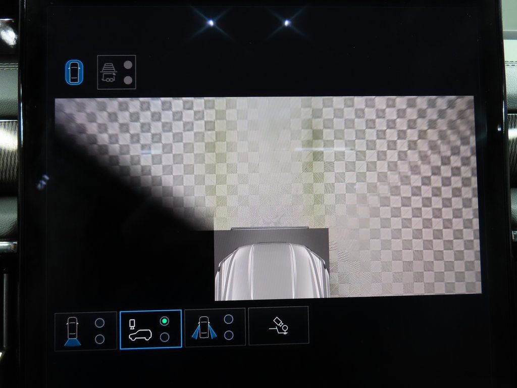 Used 2025 GMC Yukon Elevation w/ LPO, Floor Liner Package image 15