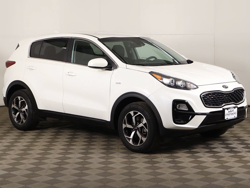 Used 2022 Kia Sportage LX AWD/4WD image 2