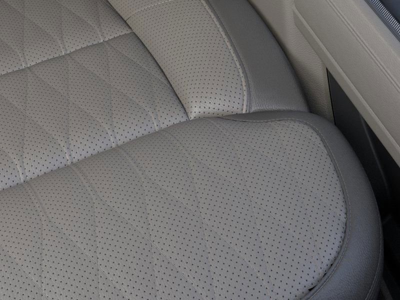 New 2026 Ford F350 Platinum w/ Platinum Plus Package image 17