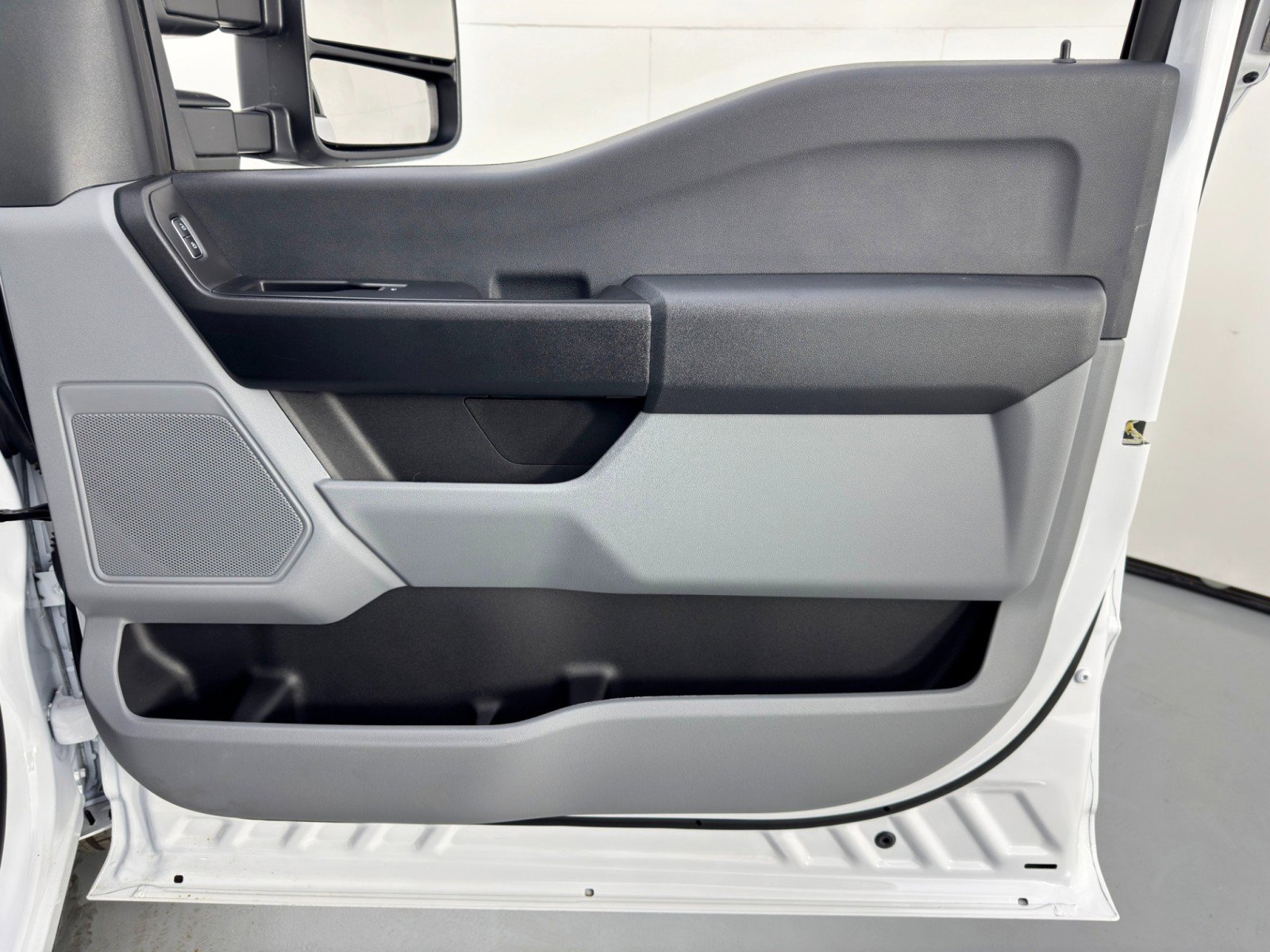 Used 2025 Ford F350 XL w/ XL Driver Assist Package image 32