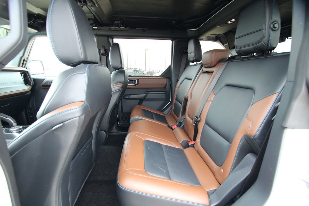 Used 2024 Ford Bronco Outer Banks image 7