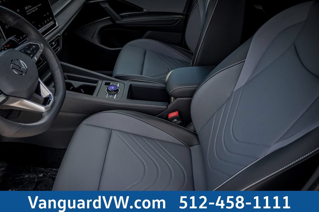 New 2026 Volkswagen Tiguan SE R-Line FWD image 11