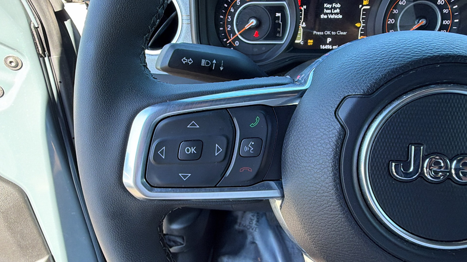 Used 2026 Jeep Wrangler Unlimited Sahara AWD/4WD image 27