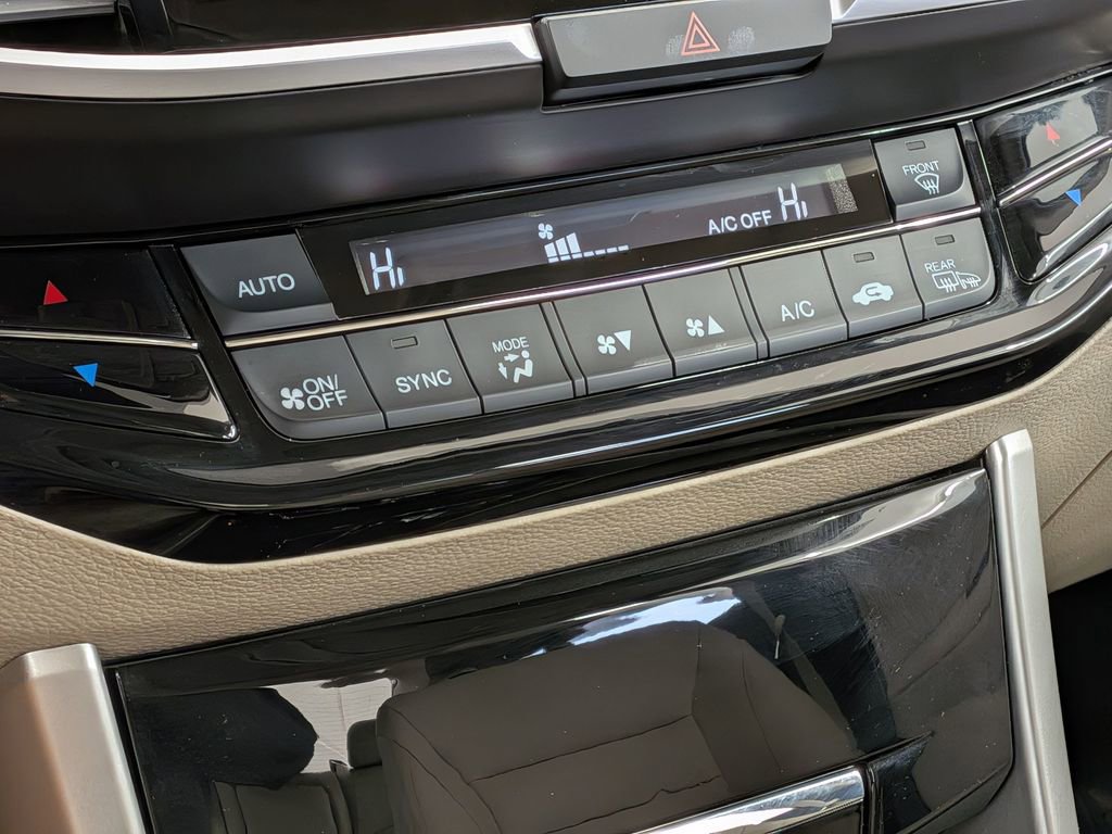 Used 2017 Honda Accord EX-L image 24