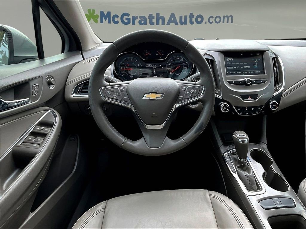 Used 2016 Chevrolet Cruze Premier FWD image 9