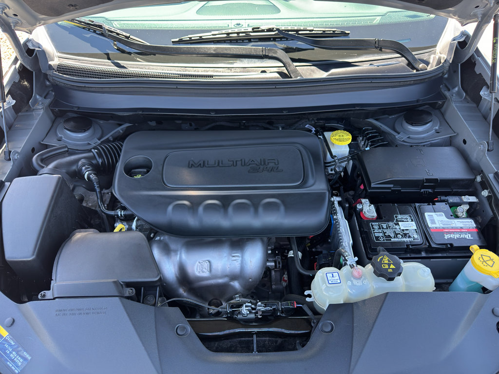 Used 2023 Jeep Cherokee Altitude Lux image 17