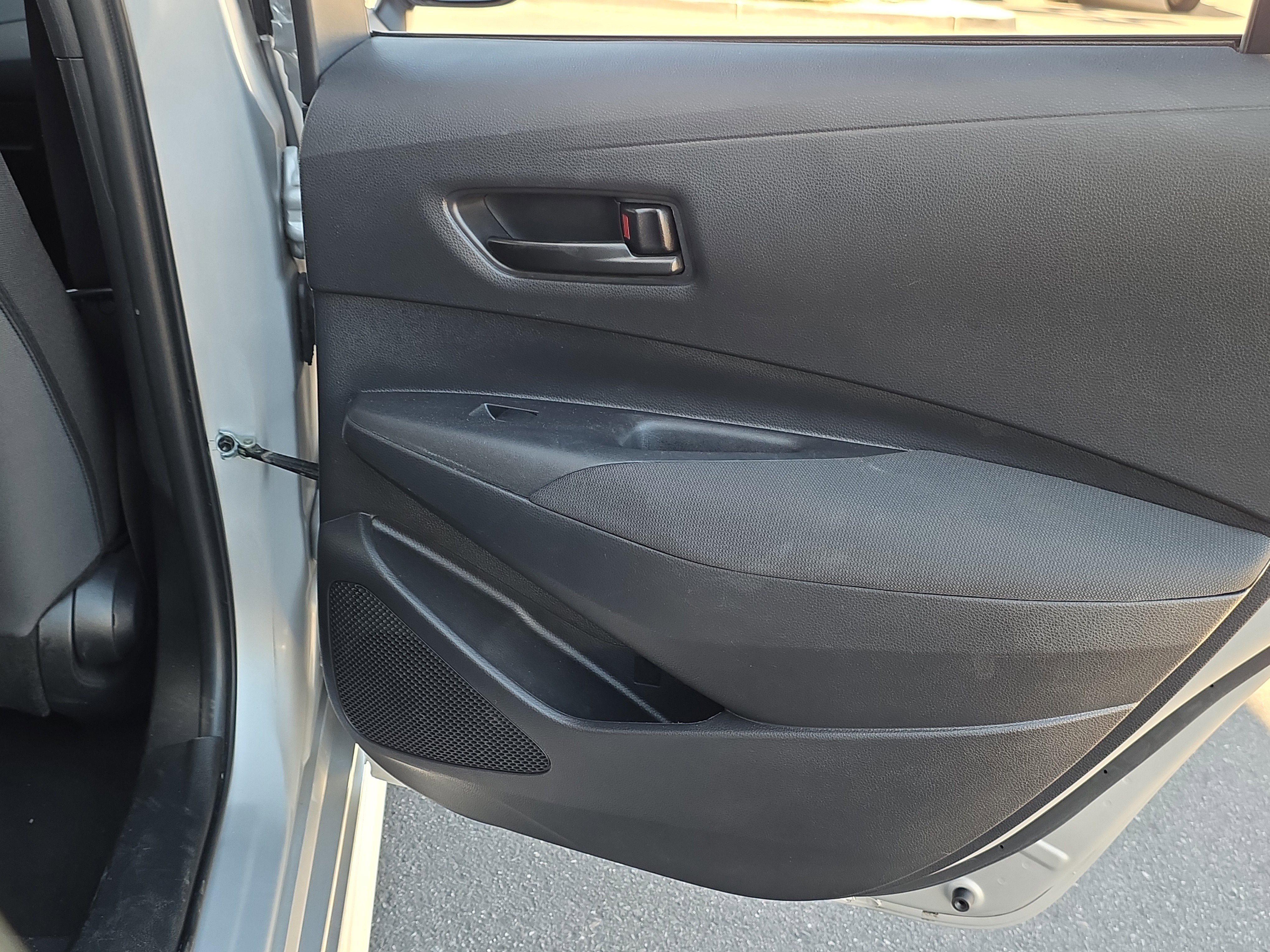 Used 2024 Toyota Corolla LE image 23