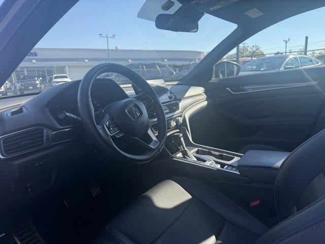 Used 2022 Honda Accord Sport image 6