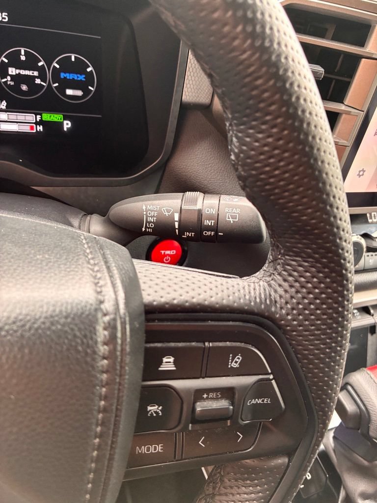 Used 2025 Toyota Sequoia Limited w/ TRD Off-Road Package AWD/4WD image 29
