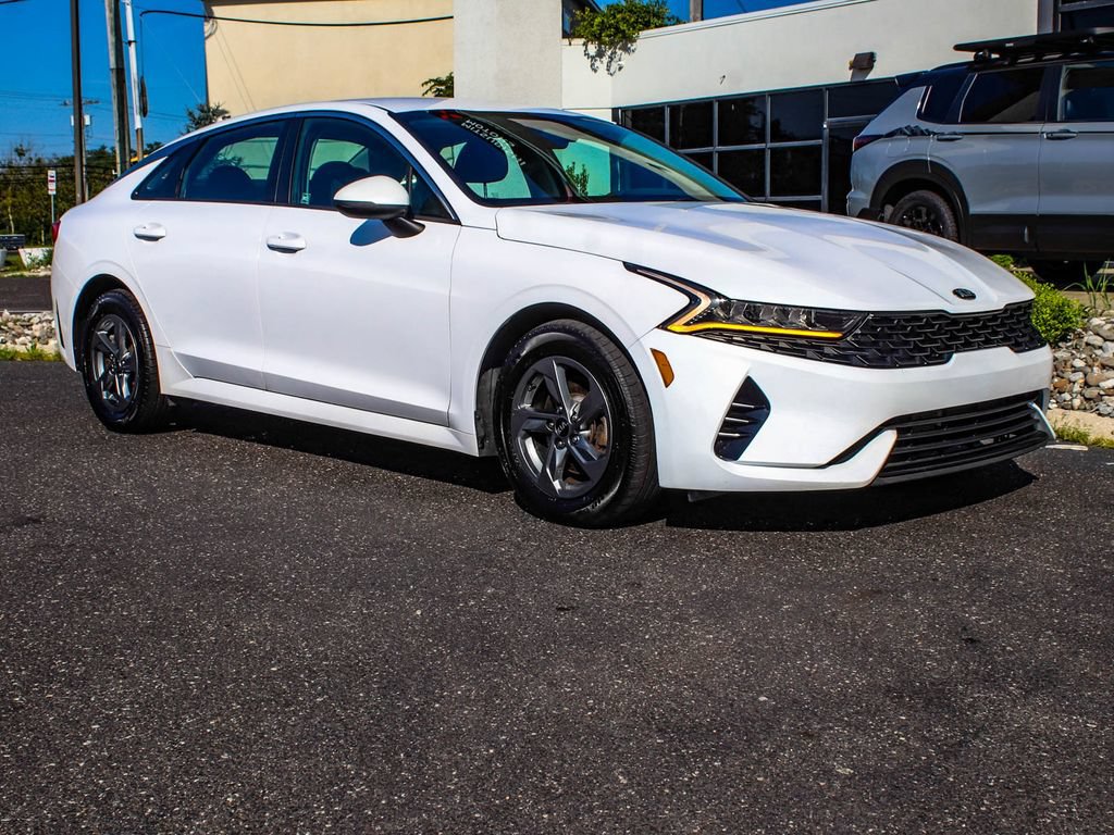 Used 2021 Kia K5 LX FWD image 3