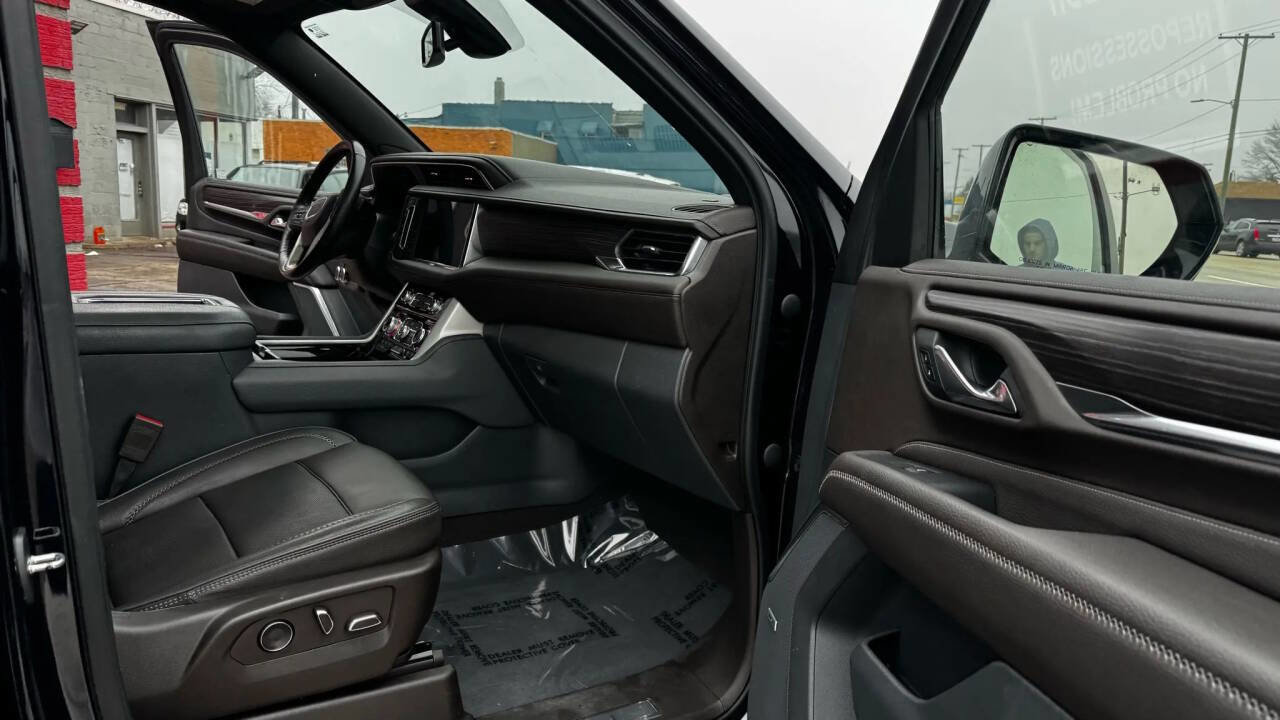 Used 2021 GMC Yukon Denali AWD/4WD image 15