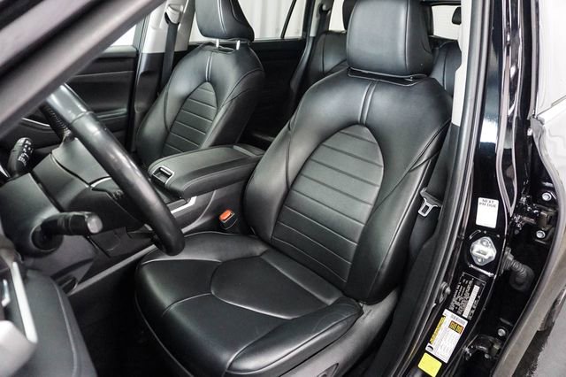 Used 2022 Toyota Highlander XLE image 8
