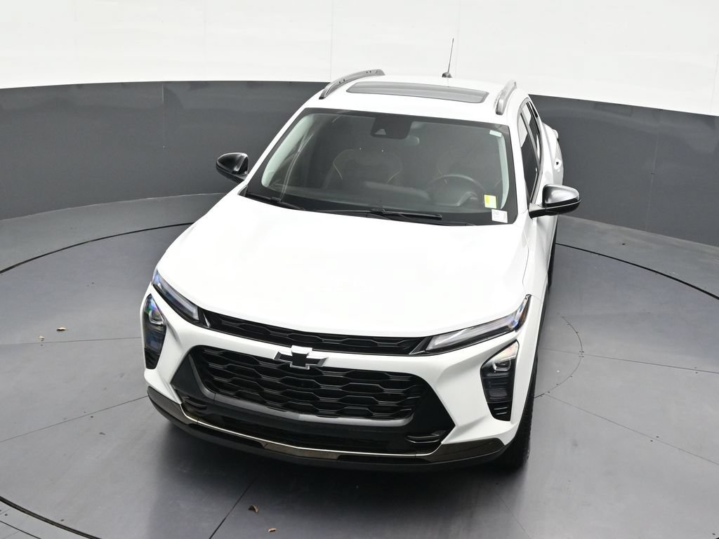 Used 2025 Chevrolet Trax ACTIV w/ Sunroof Package FWD image 24