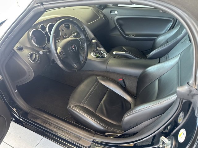 Used 2008 Pontiac Solstice Convertible w/ Premium Package image 7