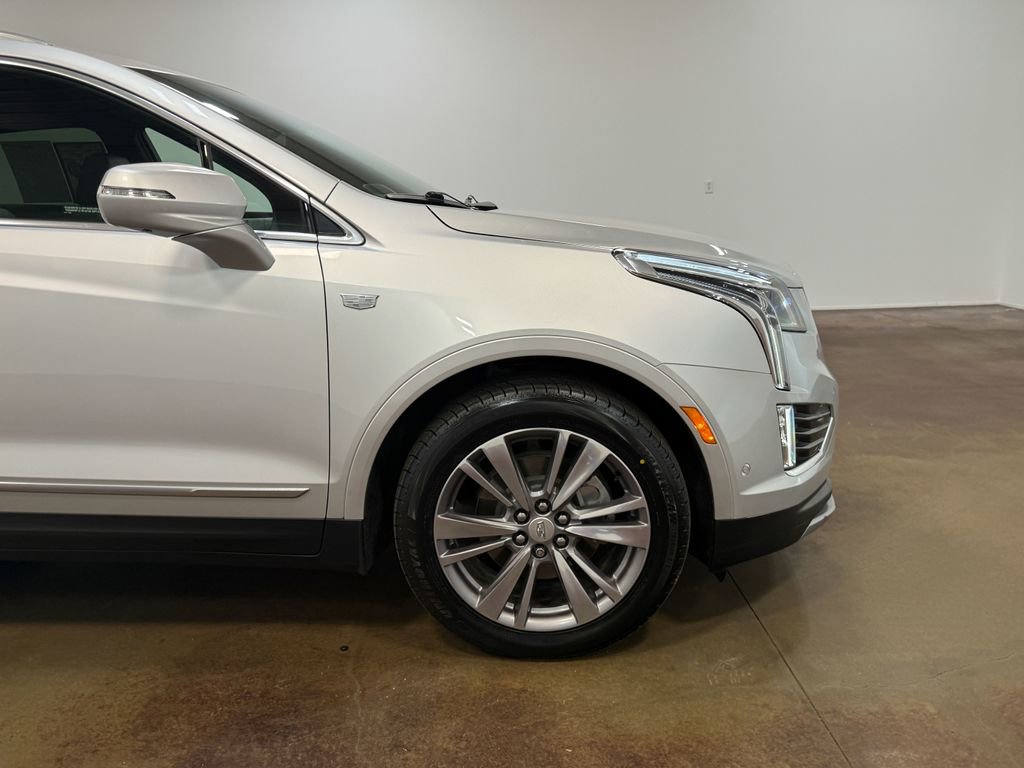 Used 2020 Cadillac XT5 Premium Luxury image 31