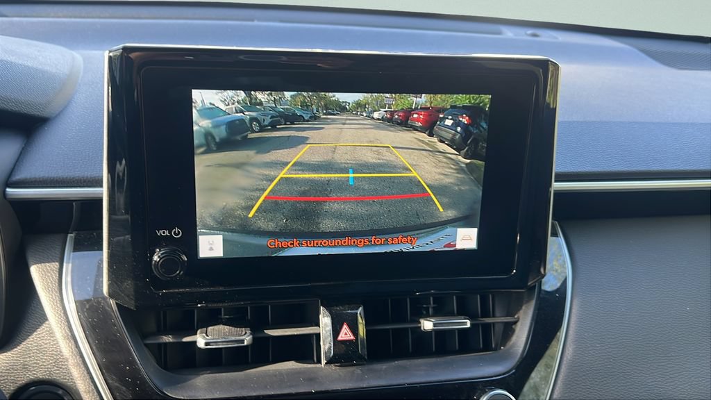 Certified 2023 Toyota Corolla Cross AWD Hybrid w/ Convenience Package image 17