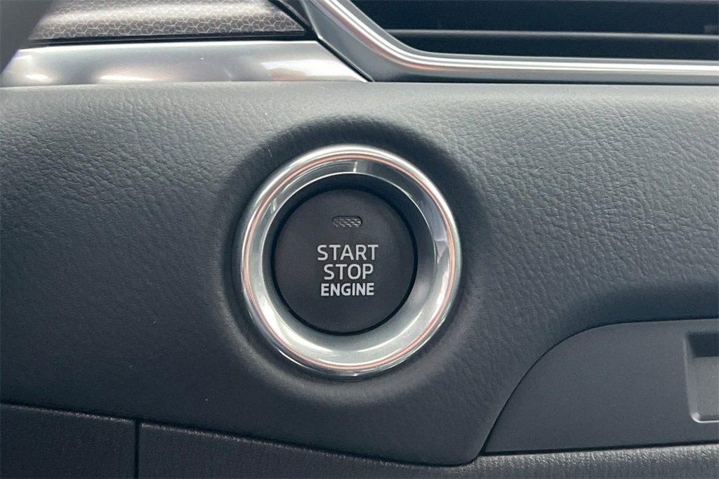 New 2025 MAZDA CX-5 Carbon Edition image 23