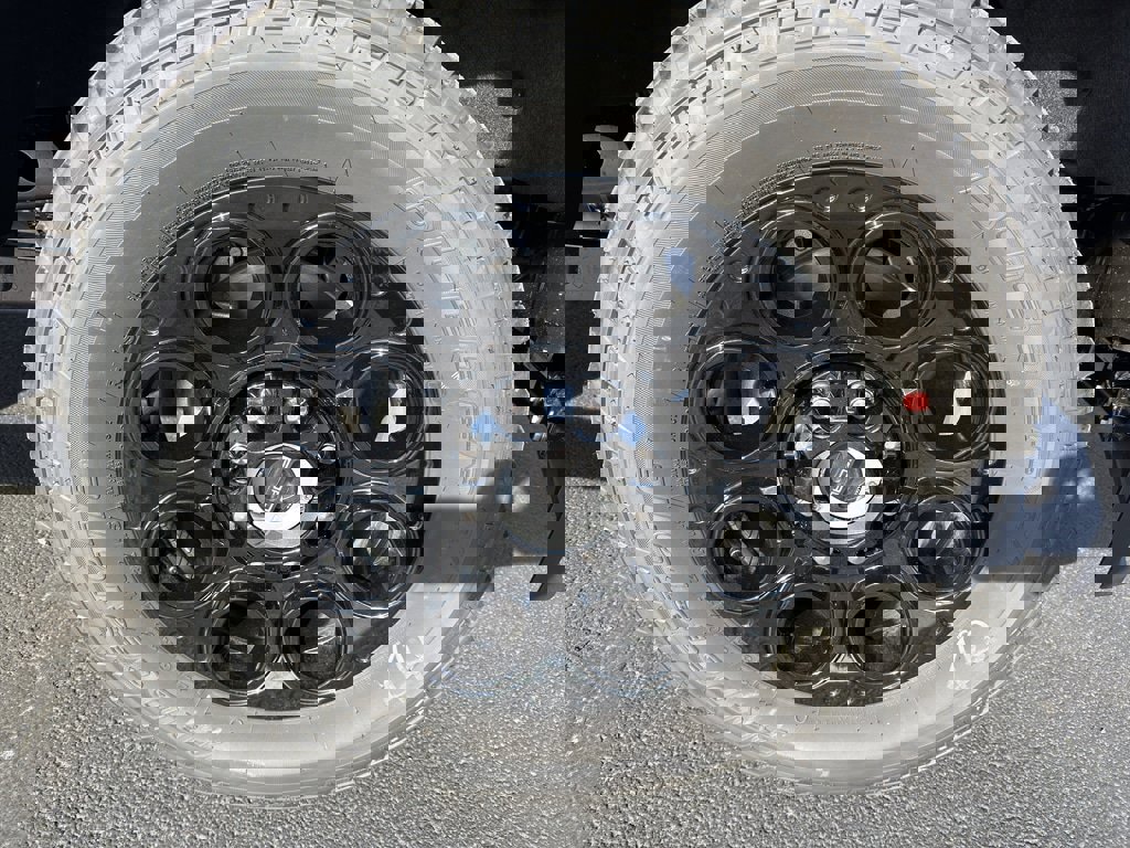 New 2026 Ford F350 Lariat w/ Black Appearance Package image 10