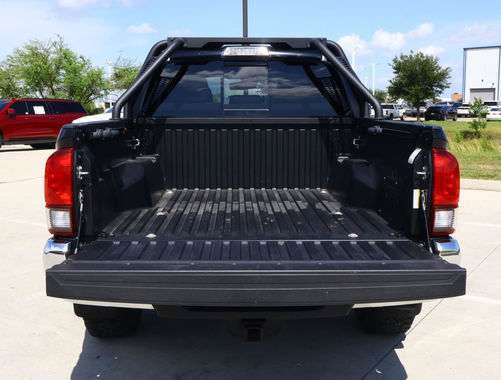 Used 2023 Toyota Tacoma SR5 RWD image 8