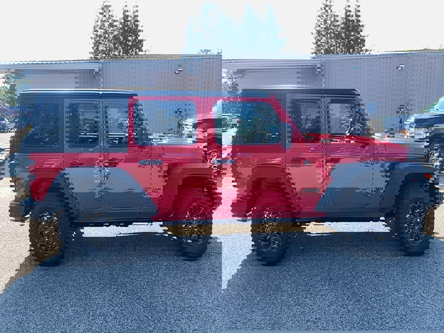 New 2025 Jeep Wrangler Unlimited Sport image 4