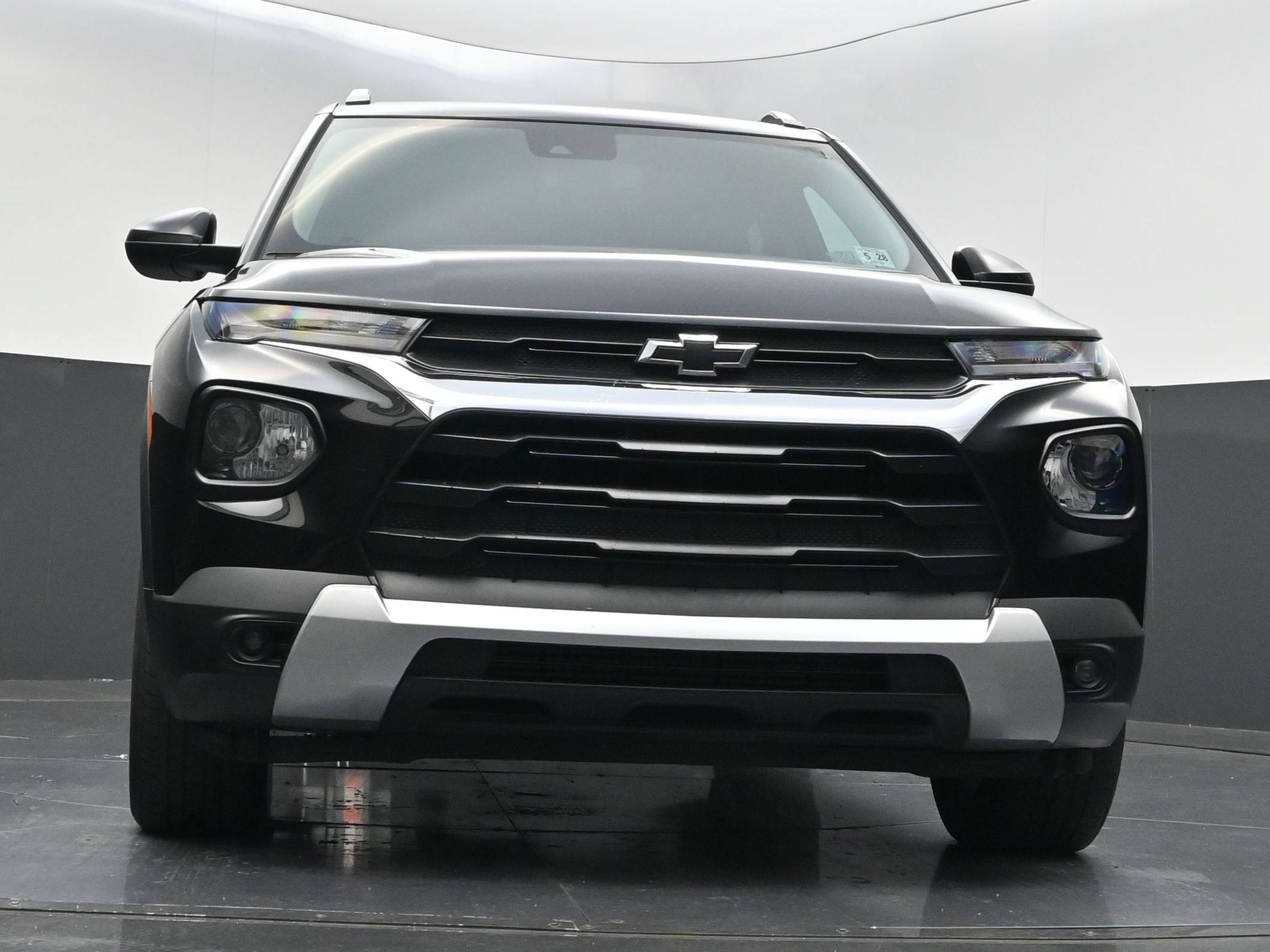 Used 2023 Chevrolet TrailBlazer LT w/ Convenience Package AWD/4WD image 36