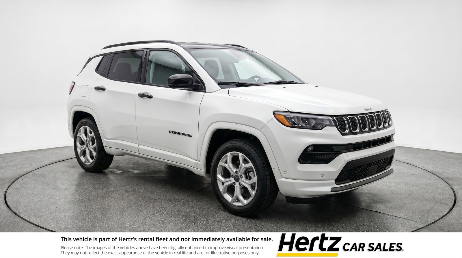 Used 2025 Jeep Compass Latitude AWD/4WD image 1