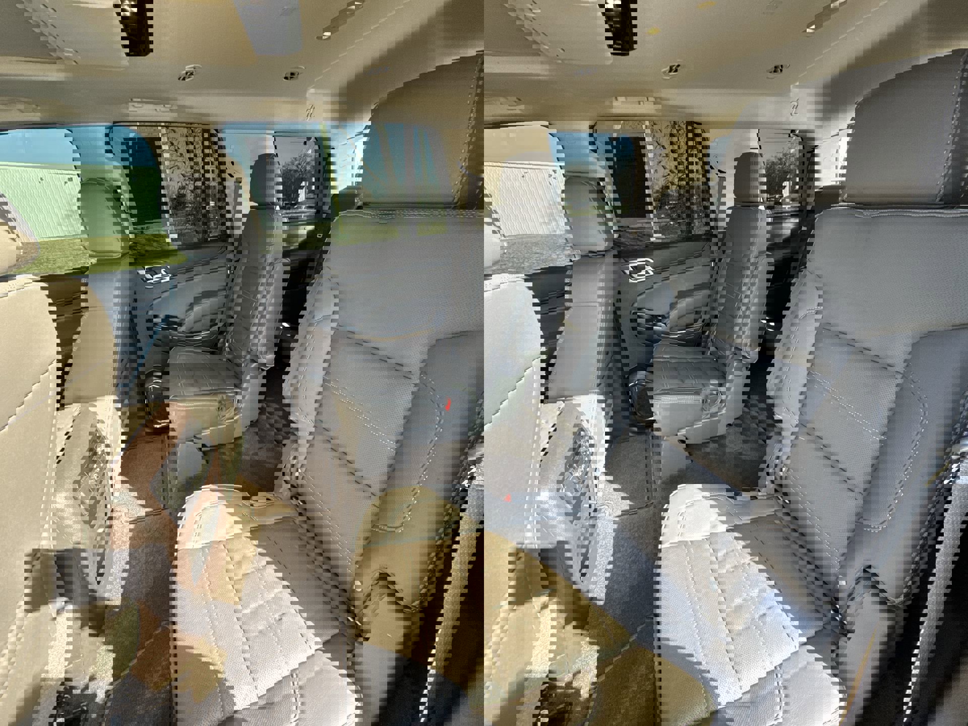 Used 2018 GMC Yukon Denali w/ Open Road Package AWD/4WD image 23