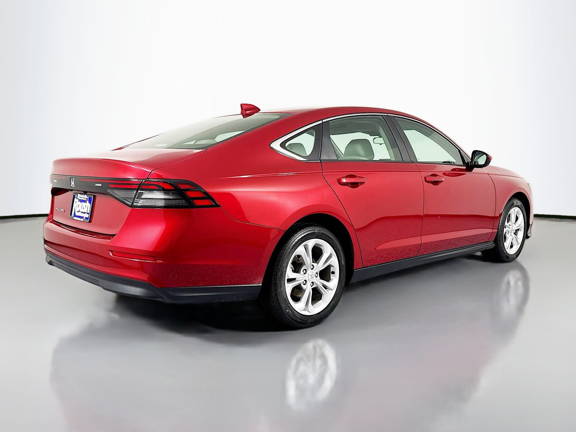 Certified 2024 Honda Accord LX image 5