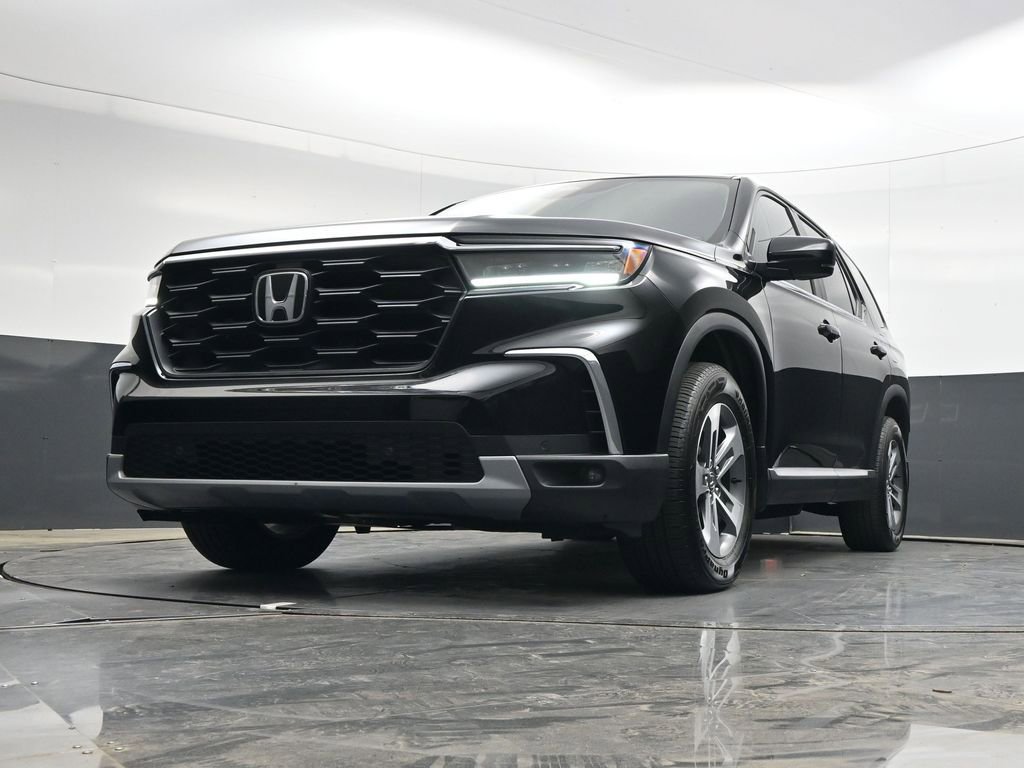 Certified 2025 Honda Pilot EX-L image 28