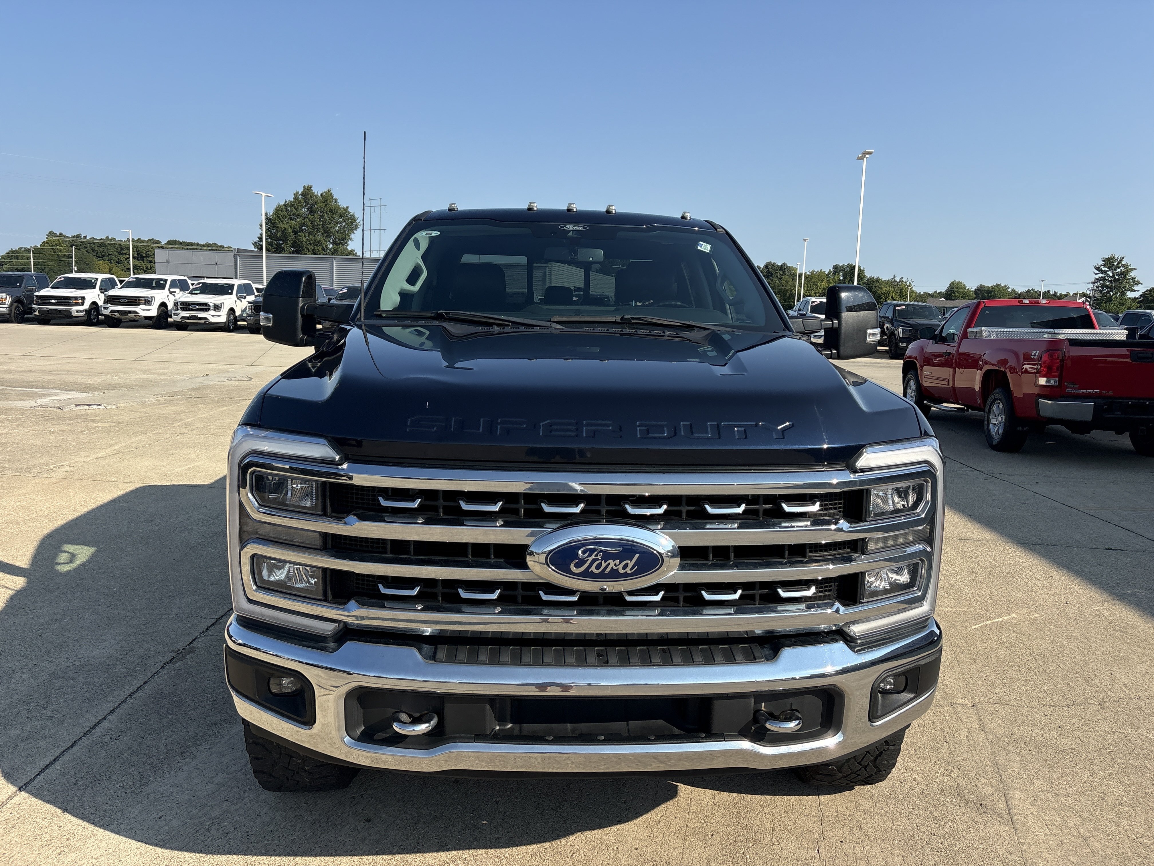 Used 2024 Ford F250 Lariat w/ Tremor Off-Road Package AWD/4WD image 2