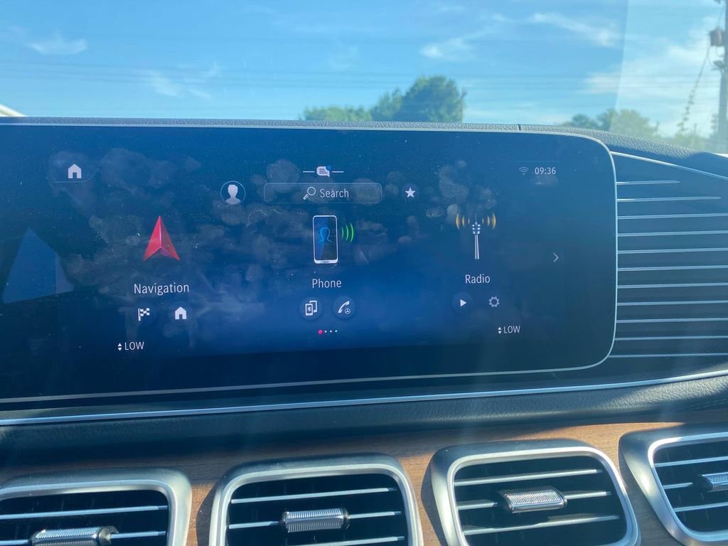 Used 2025 Mercedes-Benz GLS 580 4MATIC image 20