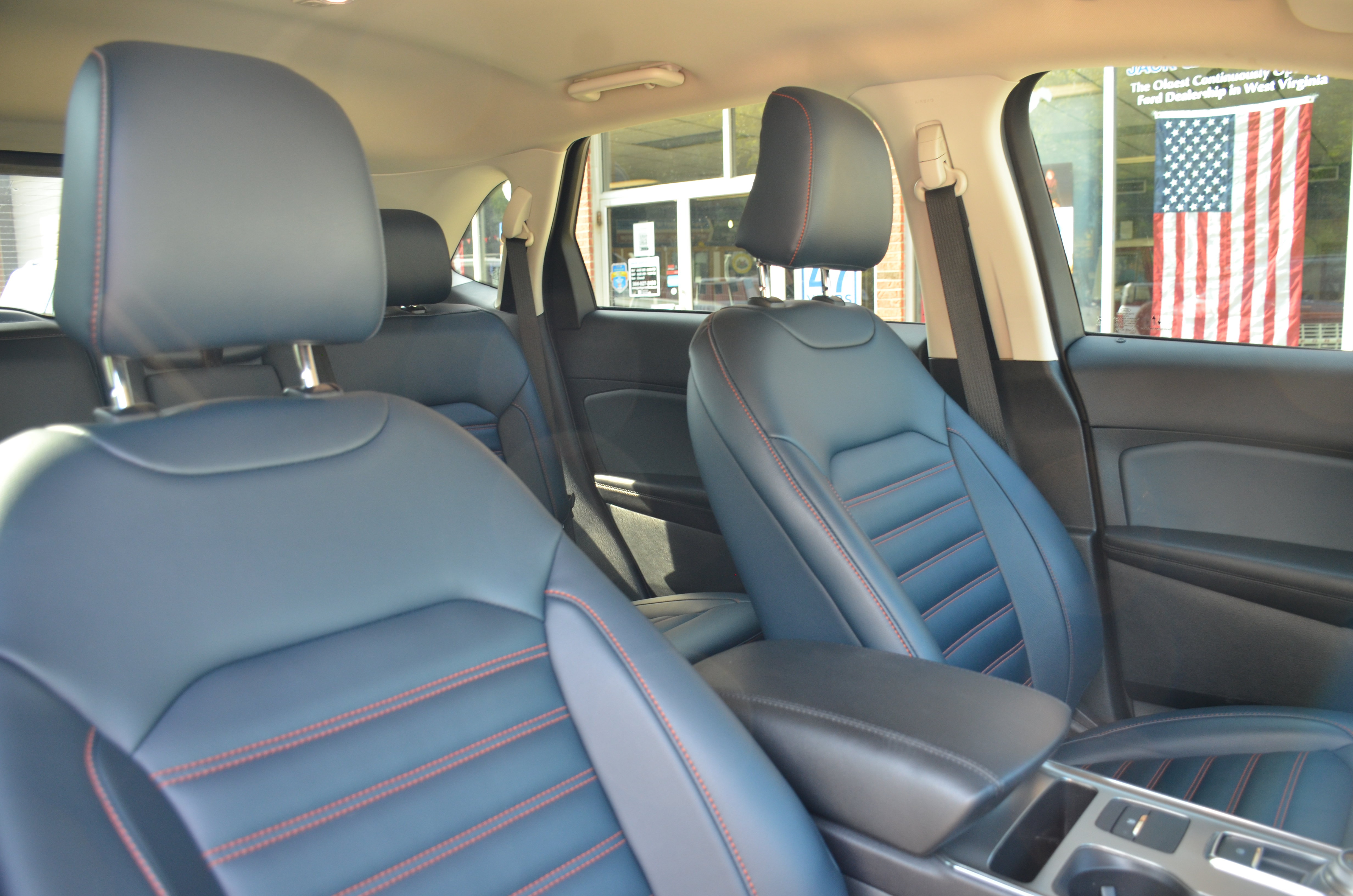 Used 2023 Ford Edge SEL w/ Sport Appearance Package AWD/4WD image 31