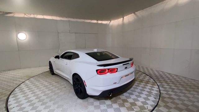 Used 2023 Chevrolet Camaro LT image 9