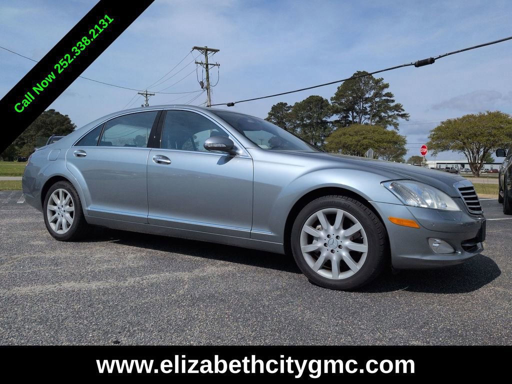 Used 2008 Mercedes-Benz S 550 4MATIC image 2