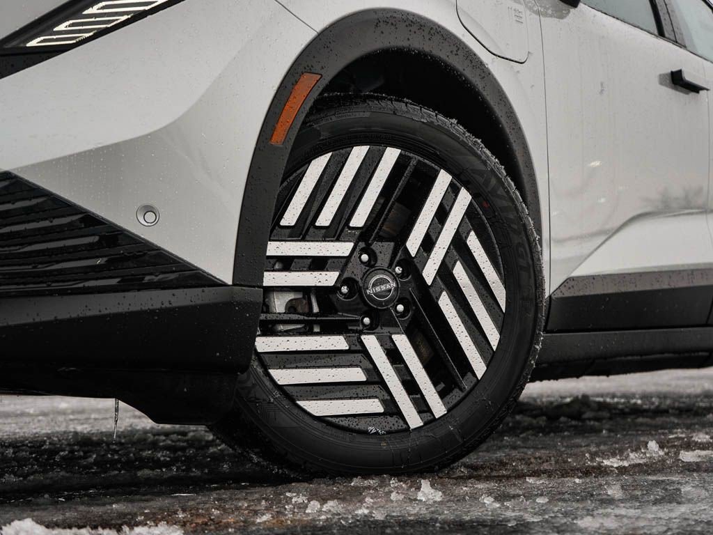 New 2026 Nissan Leaf SV+ w/ Illuminated Package image 6