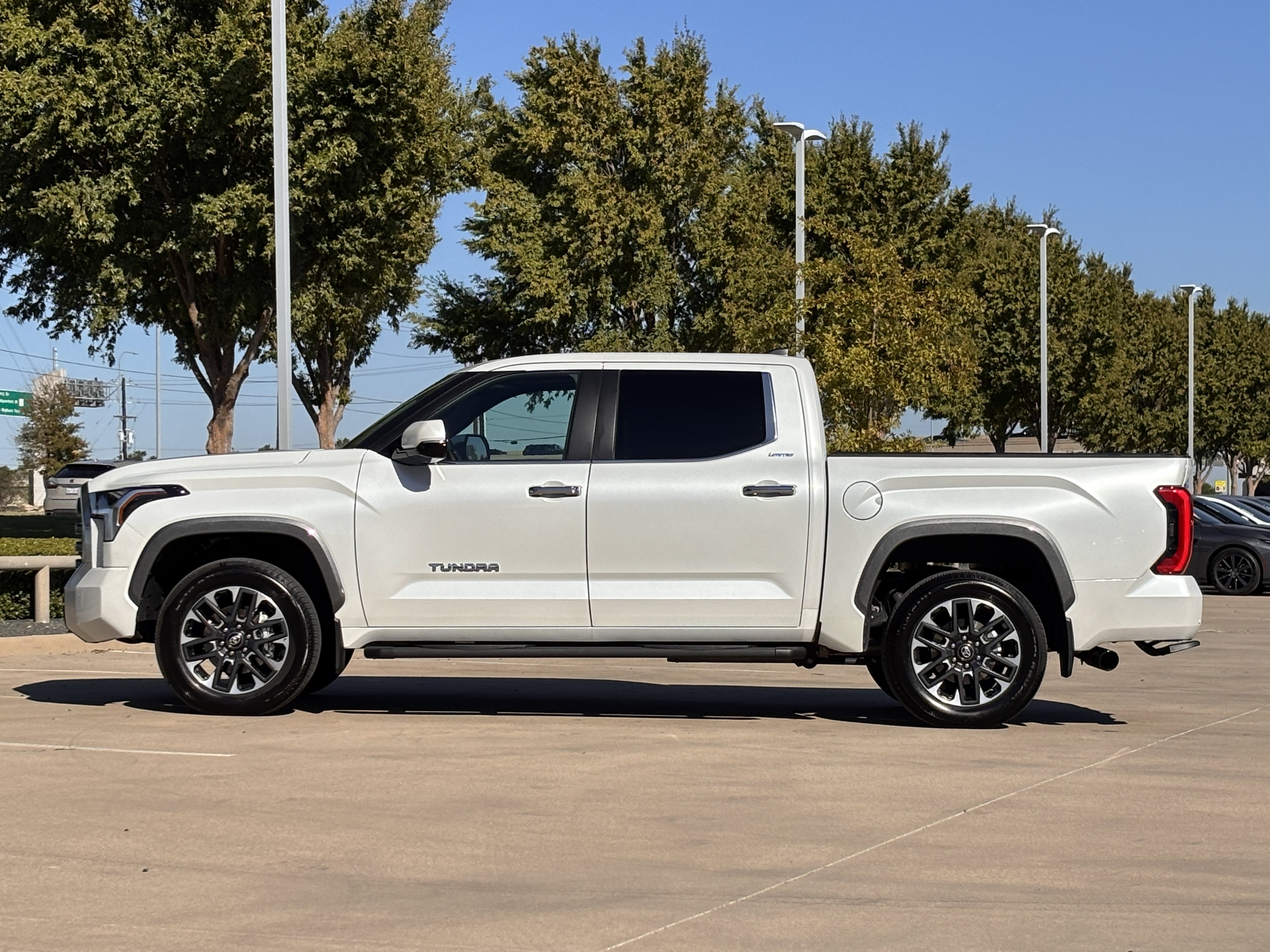 Used 2025 Toyota Tundra Limited w/ Power Package AWD/4WD image 2
