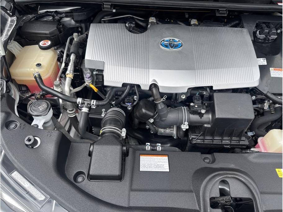 Used 2019 Toyota Prius XLE w/ Carpet Mat Package FWD image 35