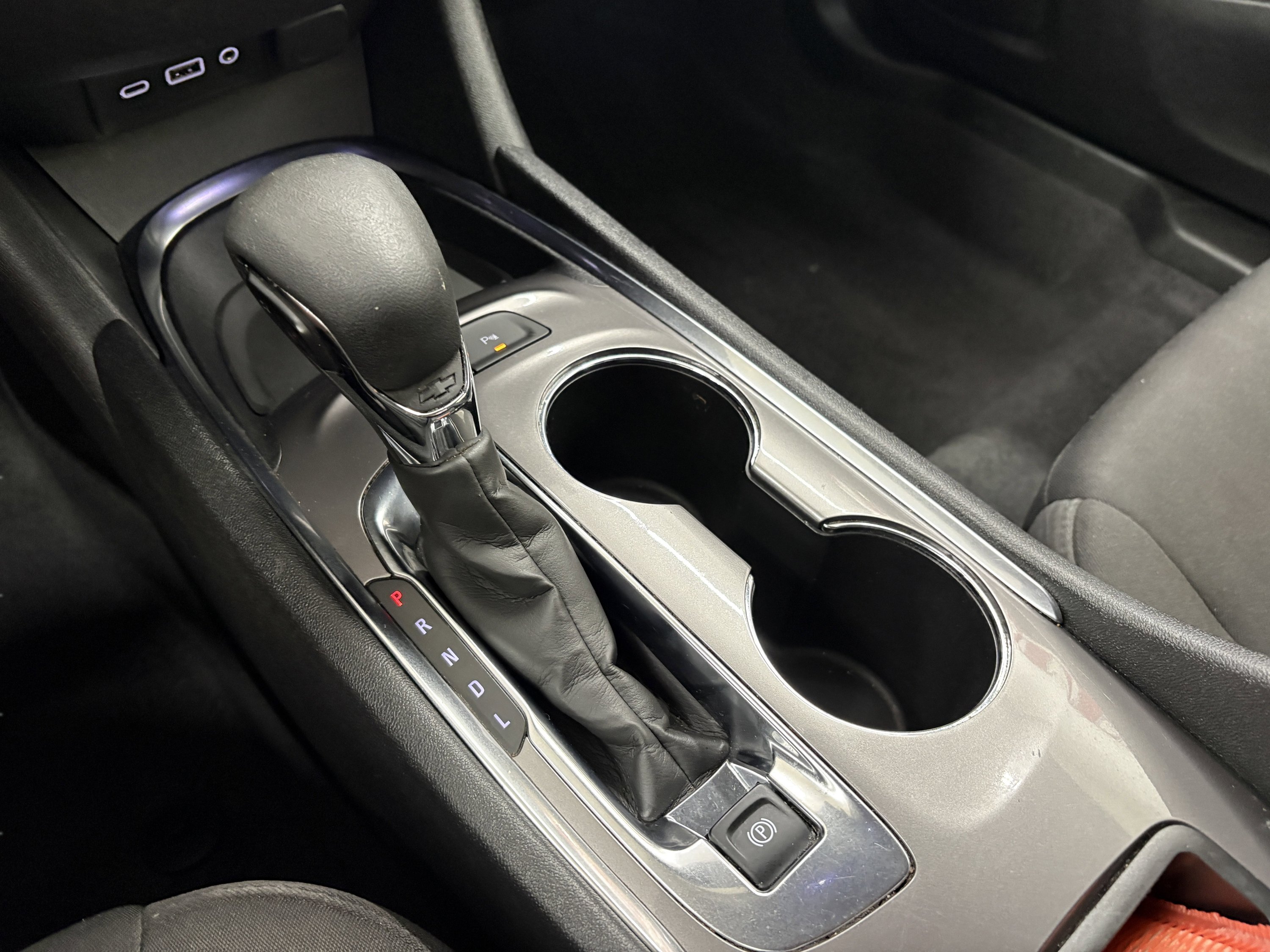 Used 2025 Chevrolet Malibu LT FWD image 19
